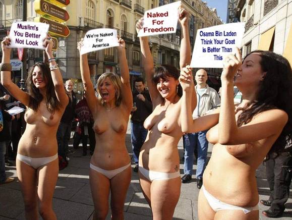 Naked Women In America 12